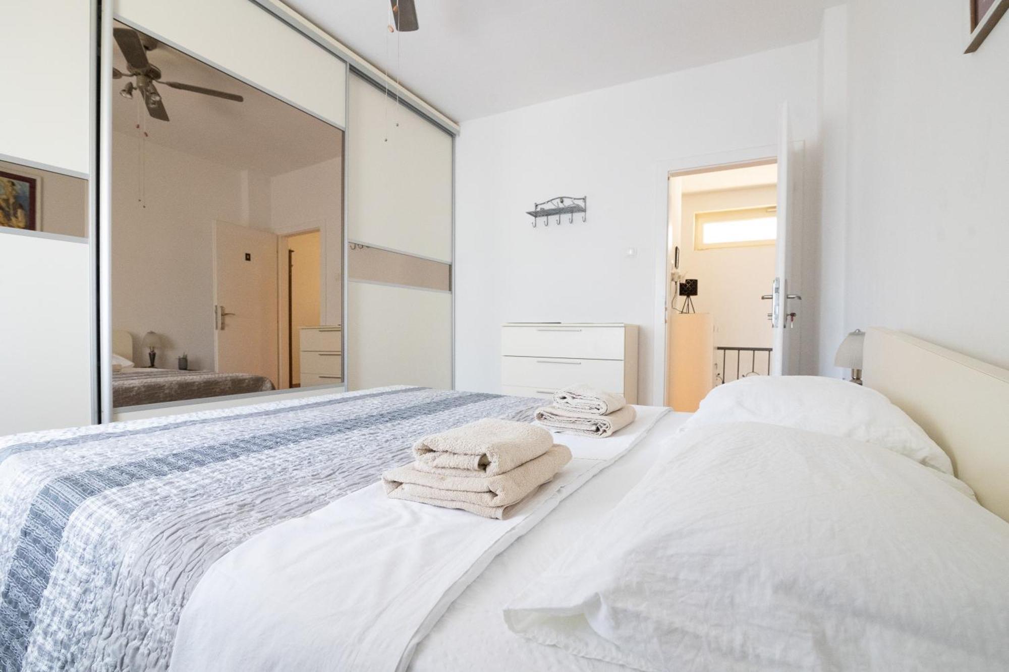 Apartment Regina Σπλιτ Εξωτερικό φωτογραφία
